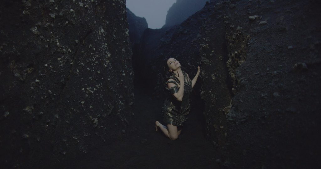 Björk – Black Lake