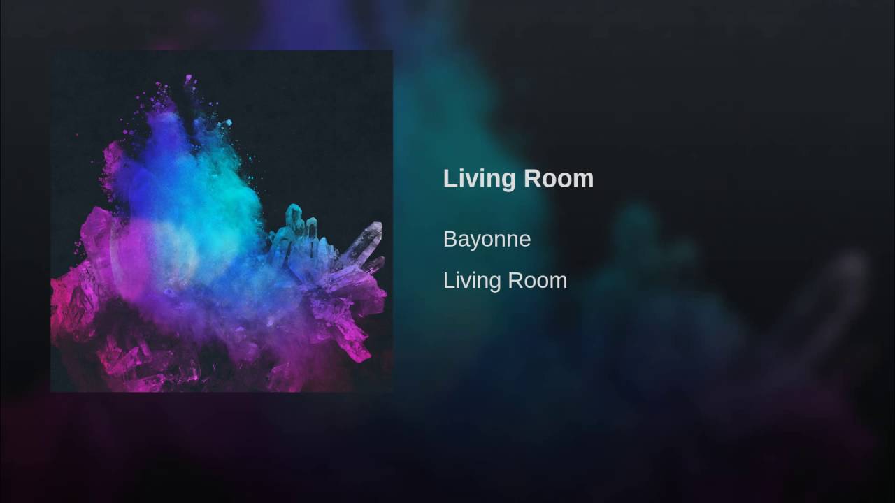 Bayonne – Living Room