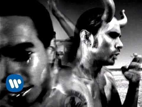 Red Hot Chili Peppers – Give It Away