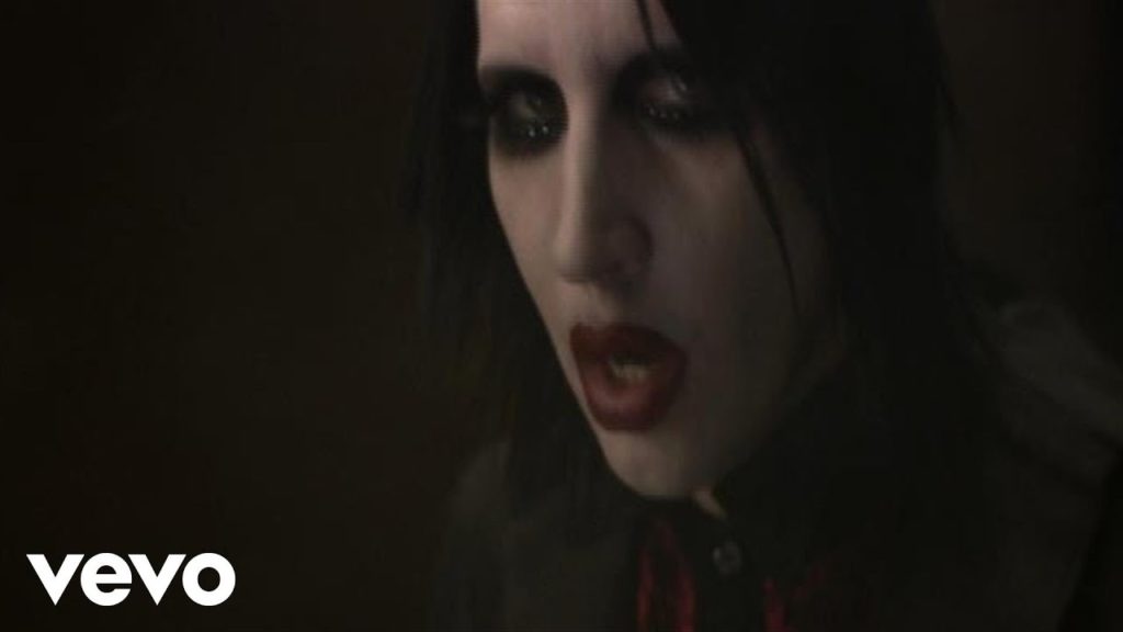 Marilyn Manson – Putting Holes In Happiness