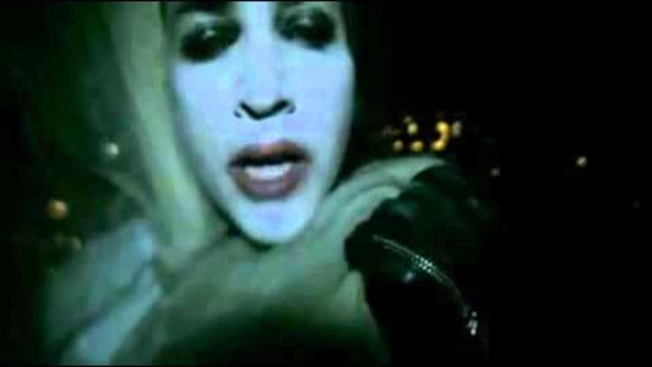 Marilyn Manson – Running to the Edge of the World