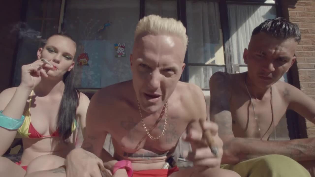 DIE ANTWOORD – BABY’S ON FIRE